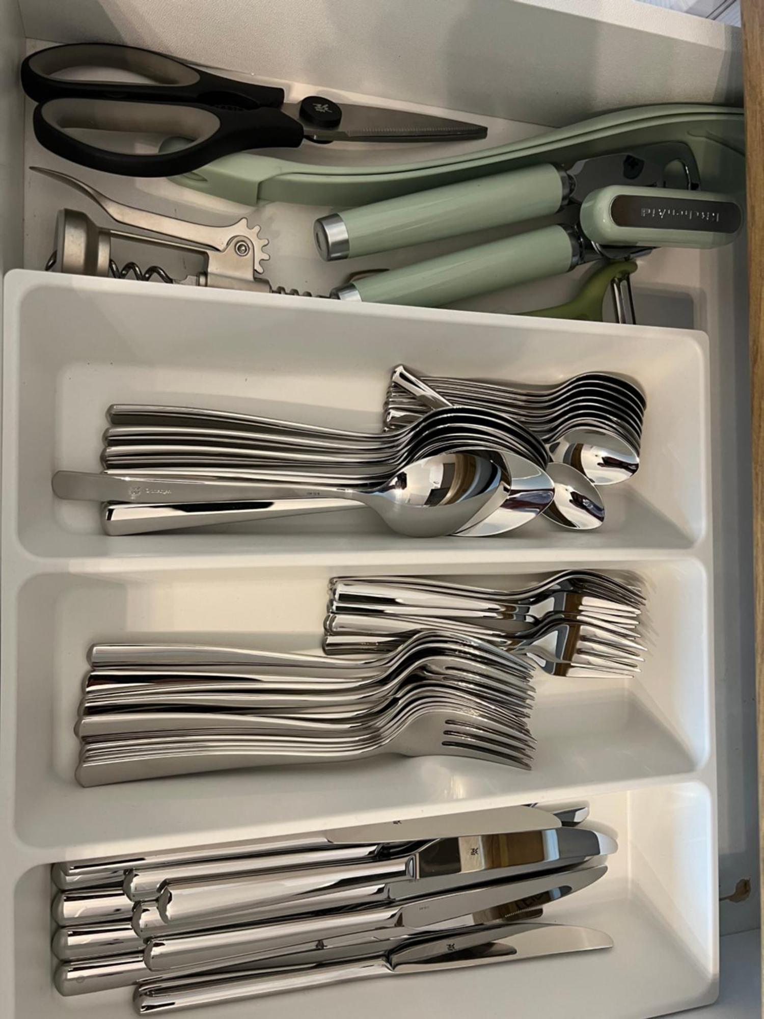 Apartment Kranich Mit 3 Zimmern, Infrastrukturlage Hh Langenhorn, Naehe Airport, Boxspringbetten Und Arbeitsplaetzen Mit Glasfaser Wlan Hamburg