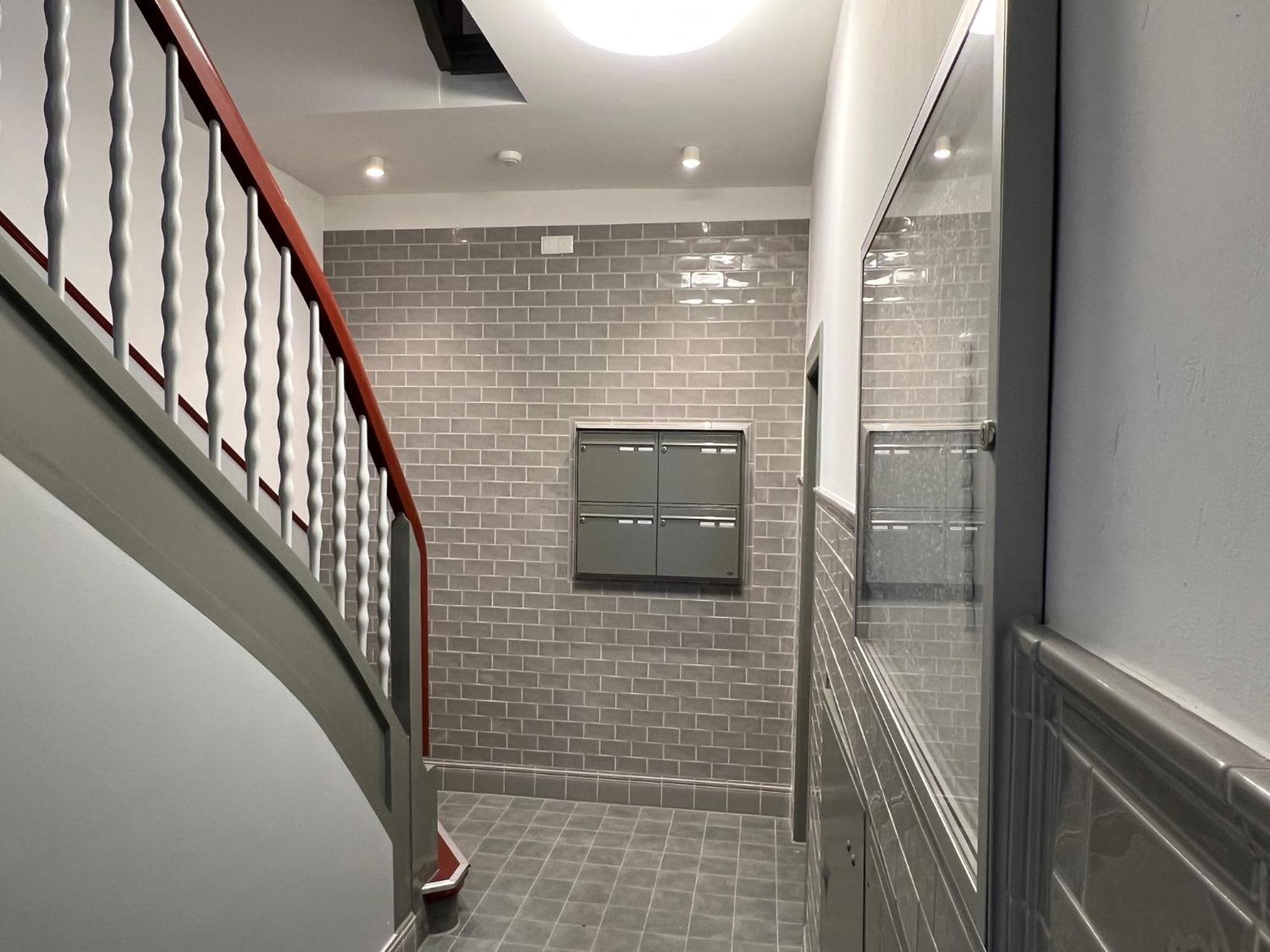Kranich Mit 3 Zimmern, Infrastrukturlage Hh Langenhorn, Naehe Airport, Boxspringbetten Und Arbeitsplaetzen Mit Glasfaser Wlan Apartment *